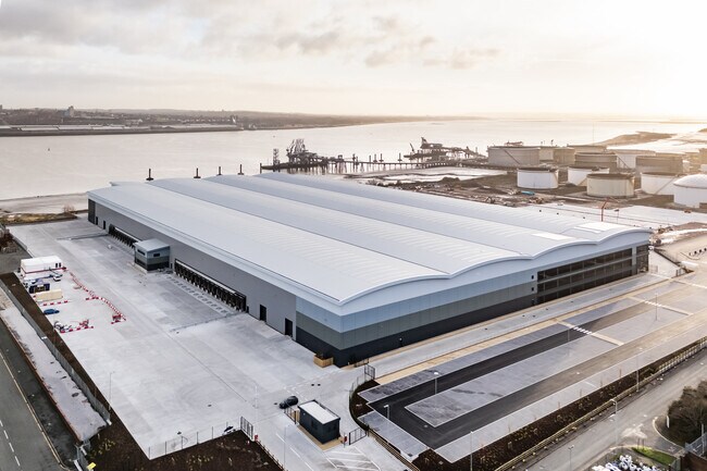 Plus de détails pour Campbeltown Rd, Birkenhead - Industriel/Logistique à louer