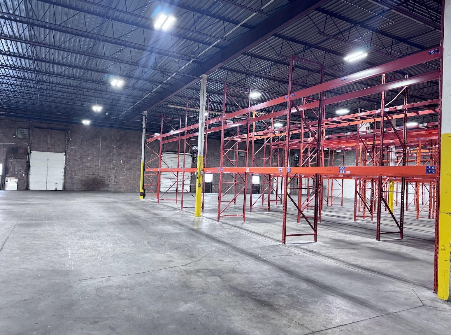 140 McLevin Ave, Toronto, ON à louer Photo intérieure– Image 1 sur 3