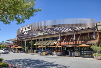 352-376 Ignacio Blvd, Novato, CA à louer Photo de l’immeuble– Image 2 sur 4