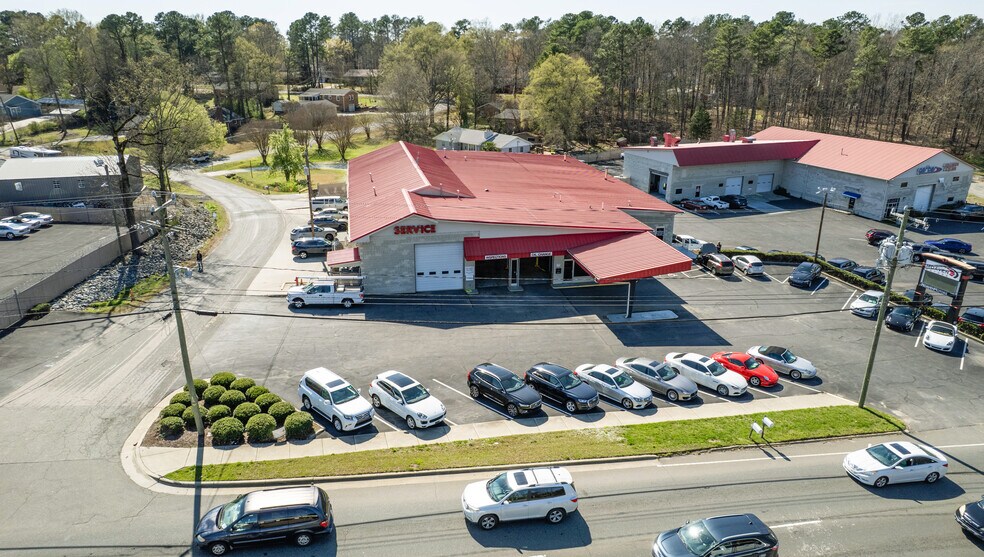 1426 S Miami Blvd, Durham, NC à vendre - Photo de l’immeuble – Image 1 sur 13