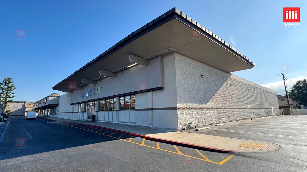 5845 E Los Angeles Ave, Simi Valley, CA à louer - Photo de l’immeuble – Image 3 sur 9