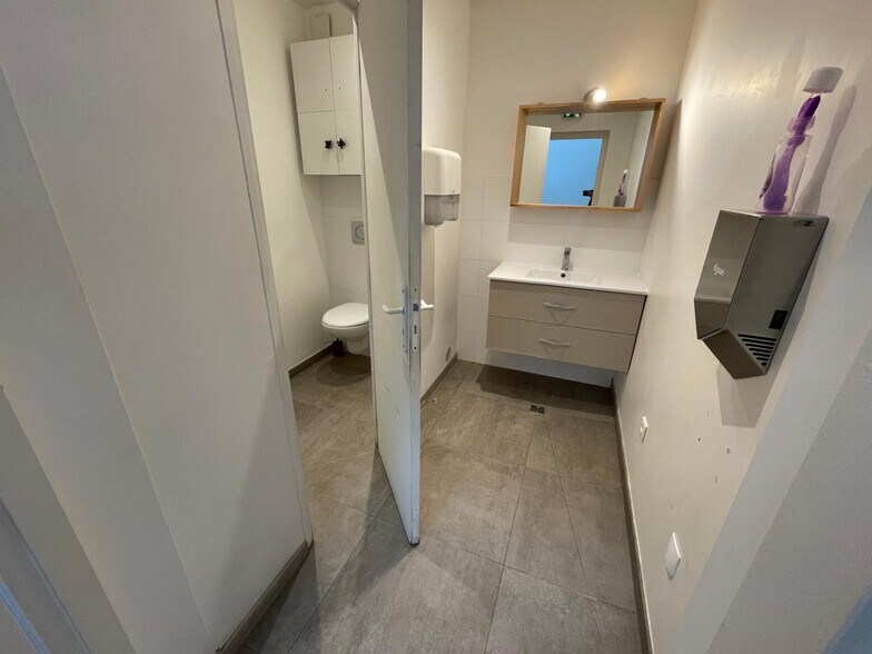 58 Rue Lambrechts, Courbevoie à louer - Photo intérieure – Image 3 sur 8