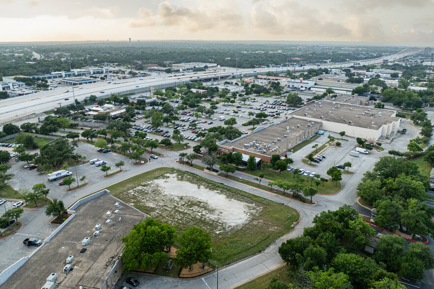 13343 N US Highway 183, Austin, TX à louer - Photo principale – Image 1 sur 7