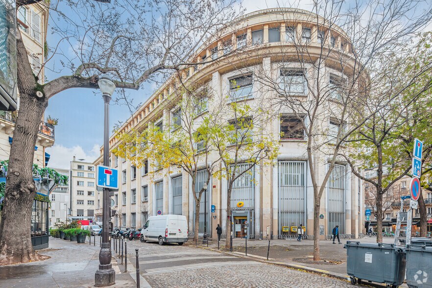 Bureau dans Paris à louer - Photo de l’immeuble – Image 2 sur 3