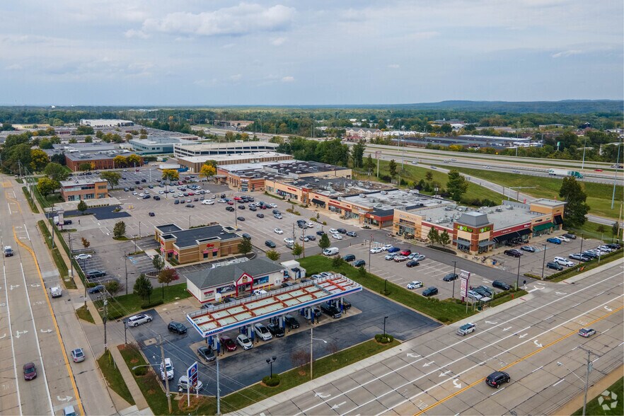 767 Beta Dr, Mayfield Village, OH à louer - Aérien – Image 2 sur 4