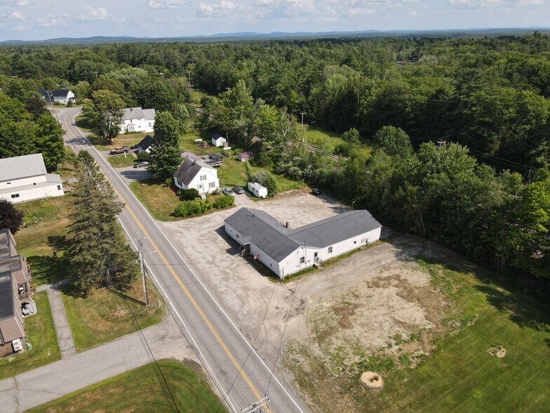 235 Hunnewell Ave, Pittsfield, ME à vendre - Photo de l’immeuble – Image 2 sur 46