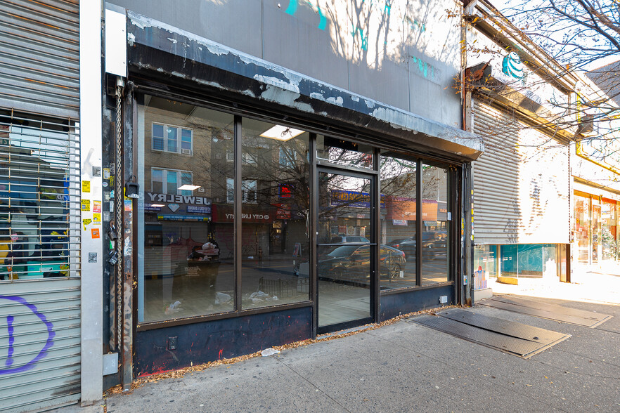 1155 Liberty Ave, Brooklyn, NY à louer - Photo de l’immeuble – Image 3 sur 12