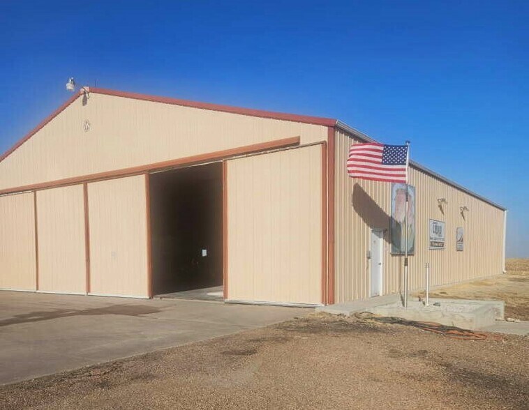Local commercial dans Oberlin, KS à vendre - Photo de l’immeuble – Image 3 sur 8