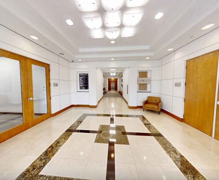 1641 Worthington Rd, West Palm Beach, FL à louer - Numérisation 3D Matterport – Image 2 sur 24