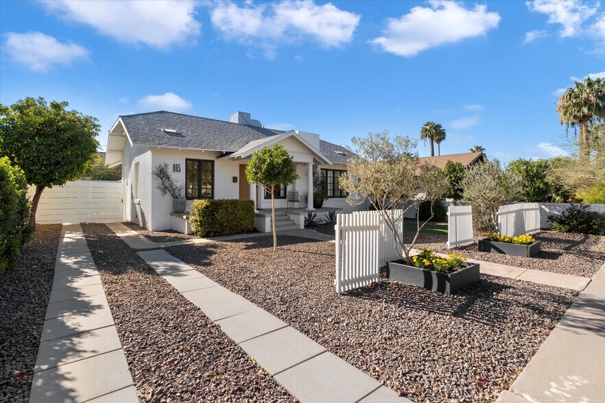 905 E Coronado Rd, Phoenix, AZ à vendre - Photo principale – Image 1 sur 35