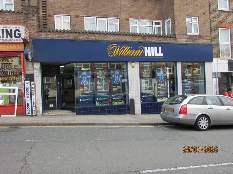 346-348 Cricklewood Ln, Londres à louer - Photo de l’immeuble – Image 2 sur 4