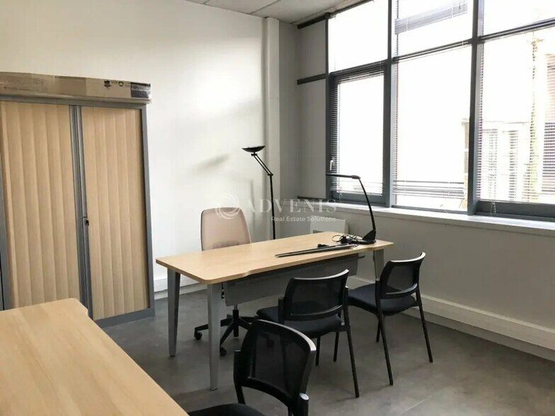 Bureau dans Nancy à louer - Photo de l’immeuble – Image 3 sur 12