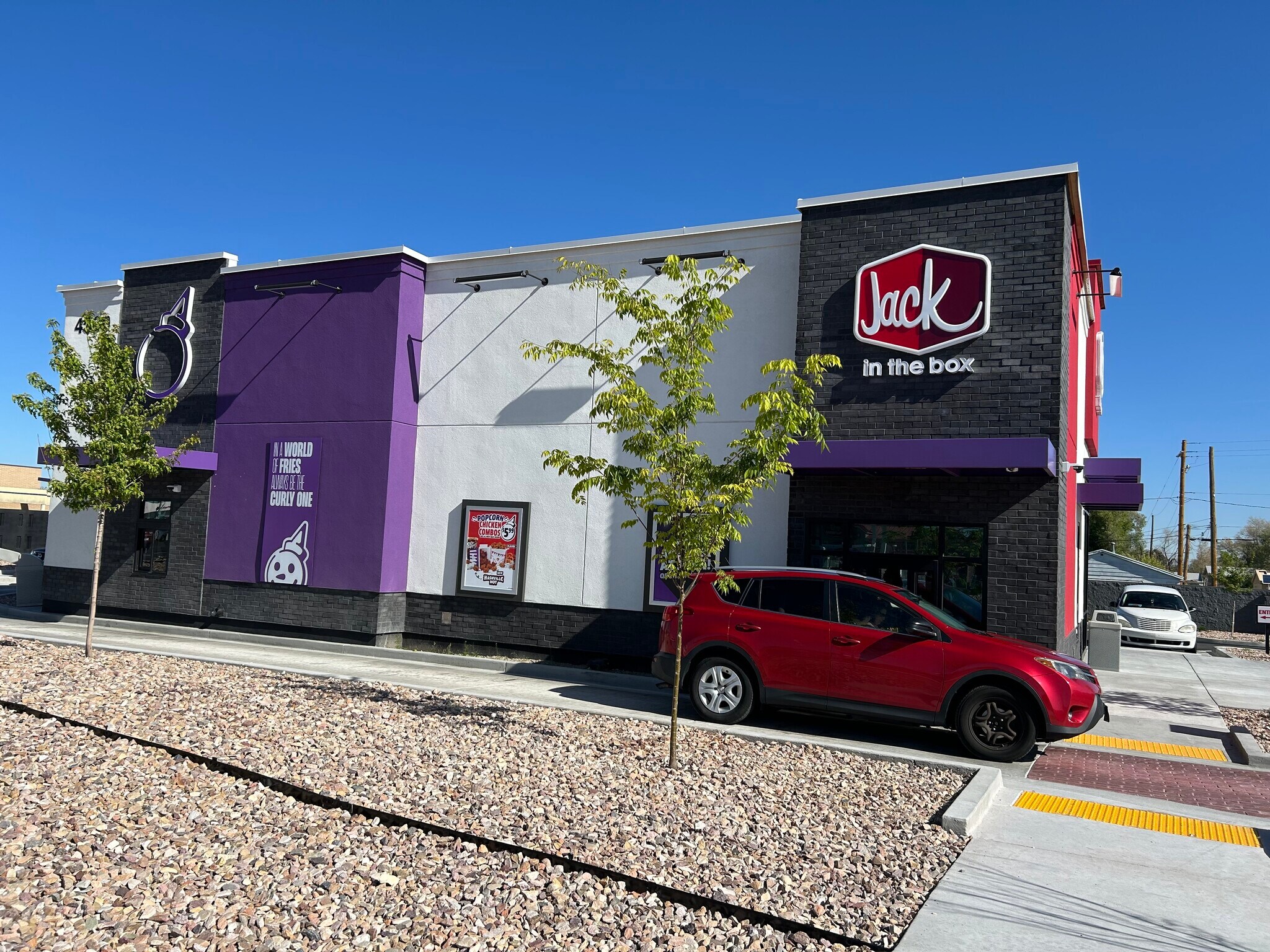 4380 W 3500 S, West Valley City, UT à vendre Photo de l’immeuble– Image 1 sur 6