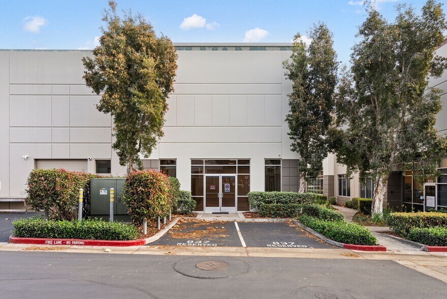 809-837 Corporate Way, Fremont, CA à vendre - Photo de l’immeuble – Image 3 sur 34