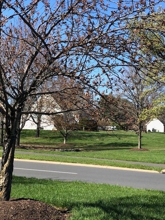 Plus de détails pour 20935 Potomac View Rd, Sterling, VA - Local commercial à louer