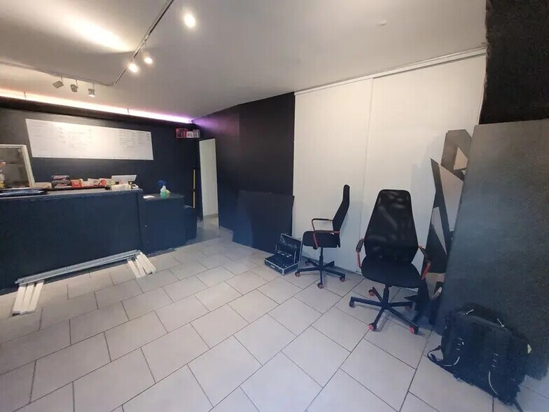 Local commercial dans Alès à vendre - Photo intérieure – Image 3 sur 17