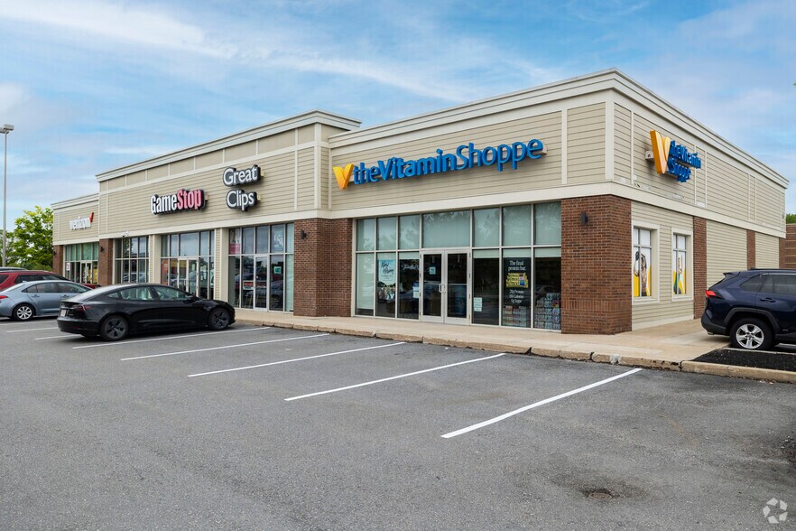 12-40 Orchard Hill Park Dr, Leominster, MA à vendre - Photo principale – Image 1 sur 3