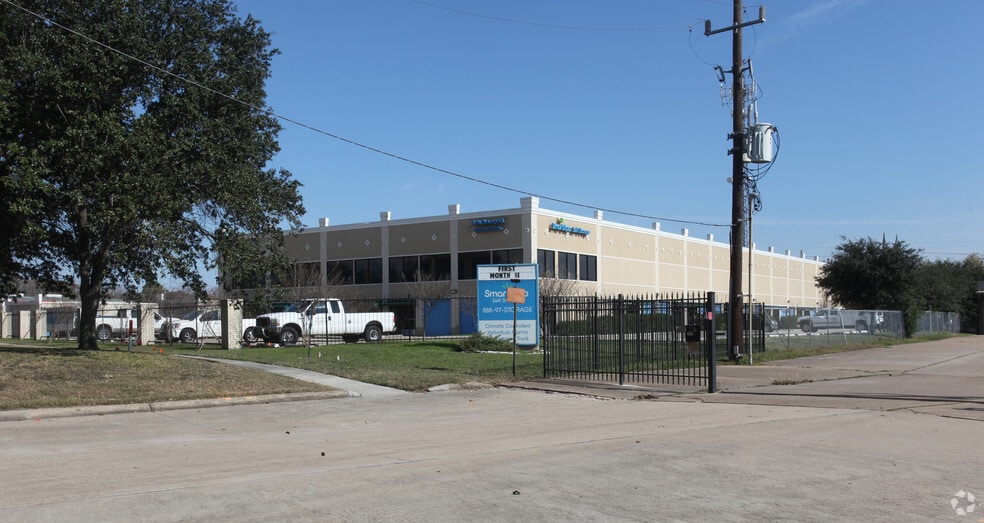 7302 Senate Ave Houston TX 77040, Houston, TX à louer - Photo principale – Image 2 sur 4