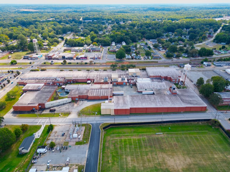 100 S Main St, Landis, NC à louer - Aérien – Image 3 sur 8