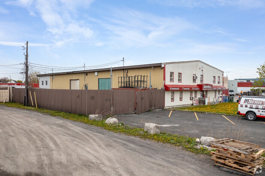 5330 Rue Ramsay, Longueuil, QC à vendre - Photo de l’immeuble – Image 2 sur 7