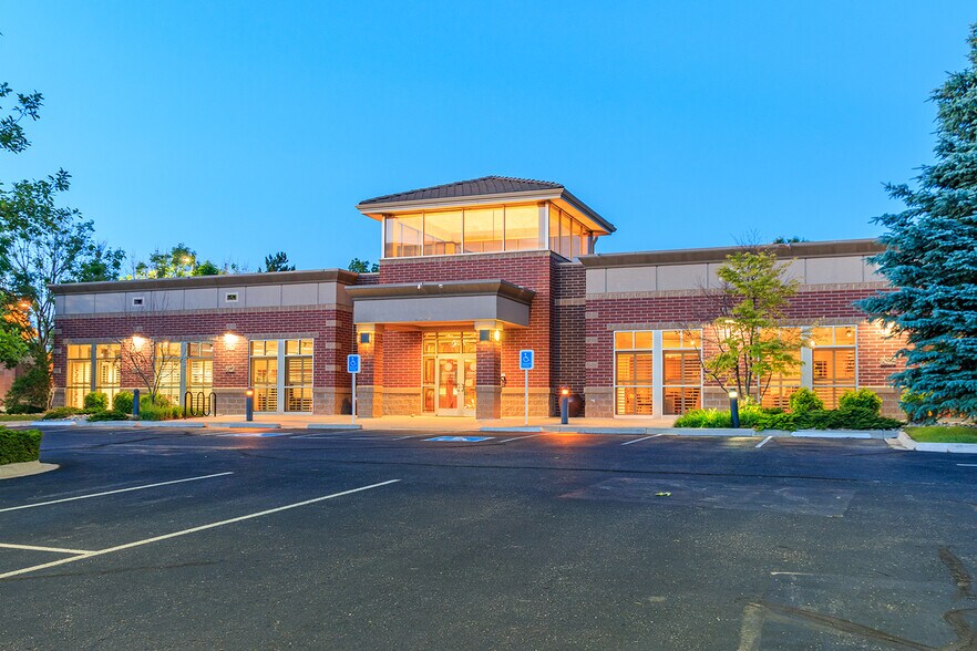 8040 Southpark Ln, Littleton, CO à louer - Photo de l’immeuble – Image 2 sur 16