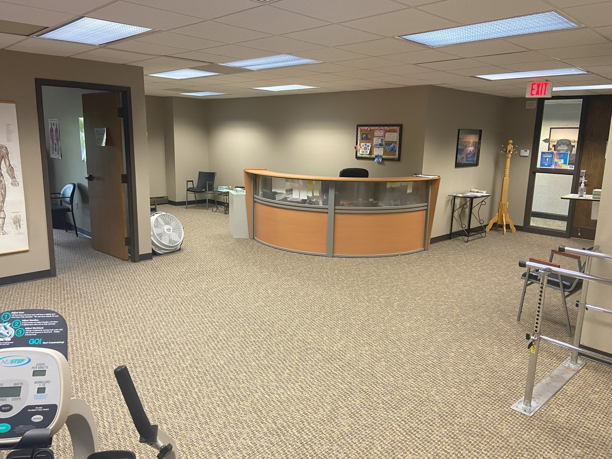 225 S Monroe Ave, Green Bay, WI à louer Photo intérieure– Image 1 sur 9