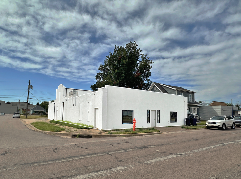 1600 Linwood Blvd, Oklahoma City, OK à louer - Photo principale – Image 1 sur 5