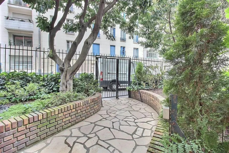 46 Rue Duhesme, Paris à vendre - Photo de l’immeuble – Image 2 sur 10