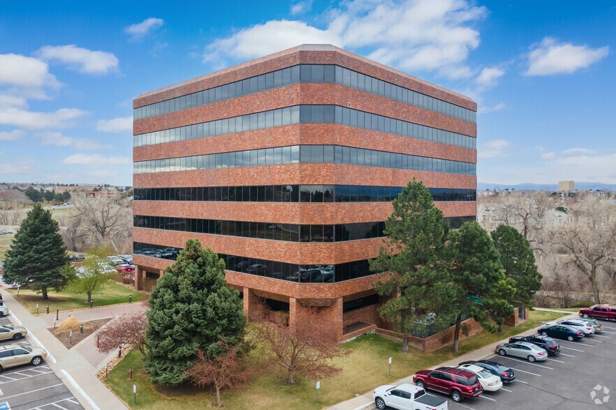 26 W Dry Creek Cir, Littleton, CO à louer - Photo principale – Image 1 sur 9