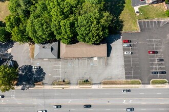 910 E Garrison Blvd, Gastonia, NC - Vue aérienne vue de carte - Image1