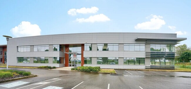 Plus de détails pour Industriel/Logistique à louer