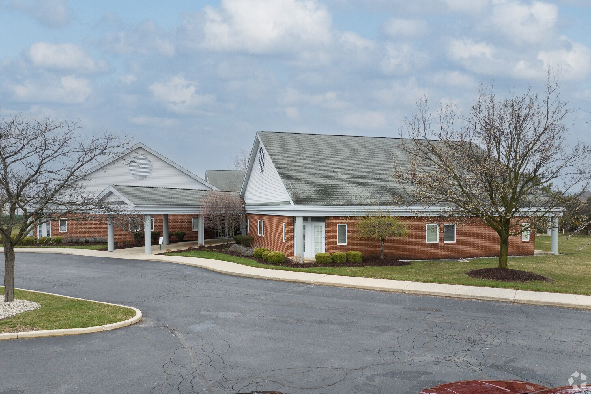 1090 W South Boundary St, Perrysburg, OH à louer Photo principale– Image 1 sur 7