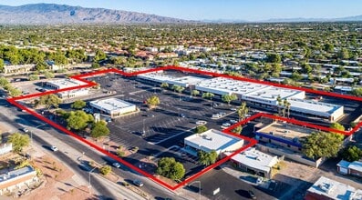 7760-7878 E Wrightstown Rd, Tucson, AZ à louer Photo de l’immeuble– Image 1 sur 7