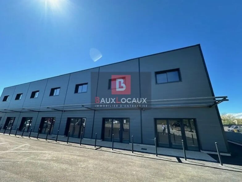 Bureau dans Vedène à louer - Photo de l’immeuble – Image 2 sur 9