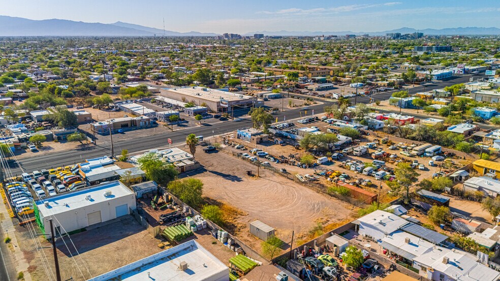 2747 N Stone Ave, Tucson, AZ à vendre - Photo de l’immeuble – Image 2 sur 50