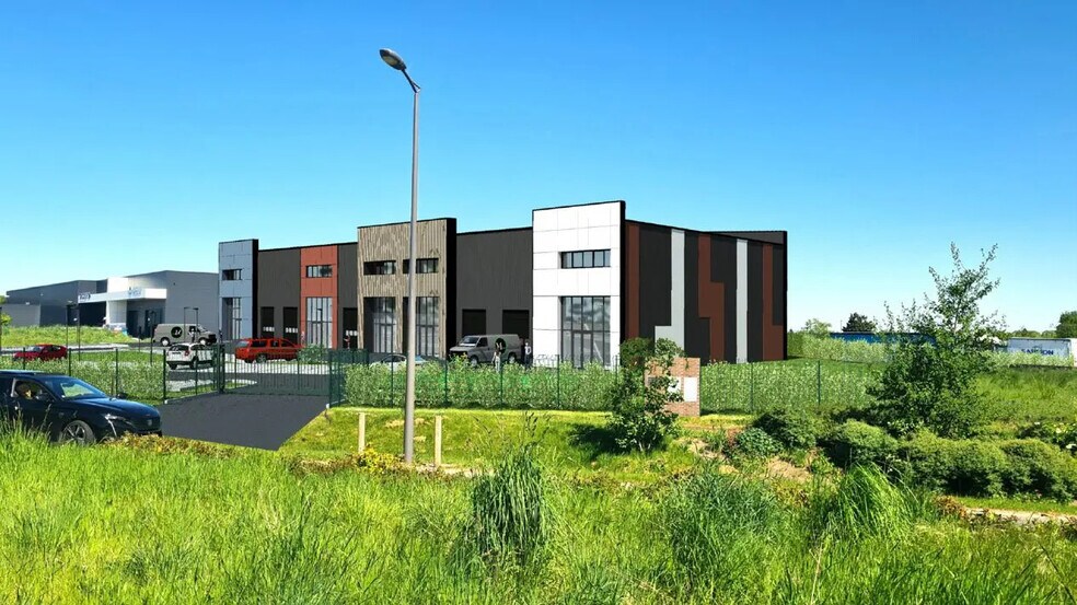 Local commercial dans Mainvilliers à louer - Photo de l’immeuble – Image 2 sur 2