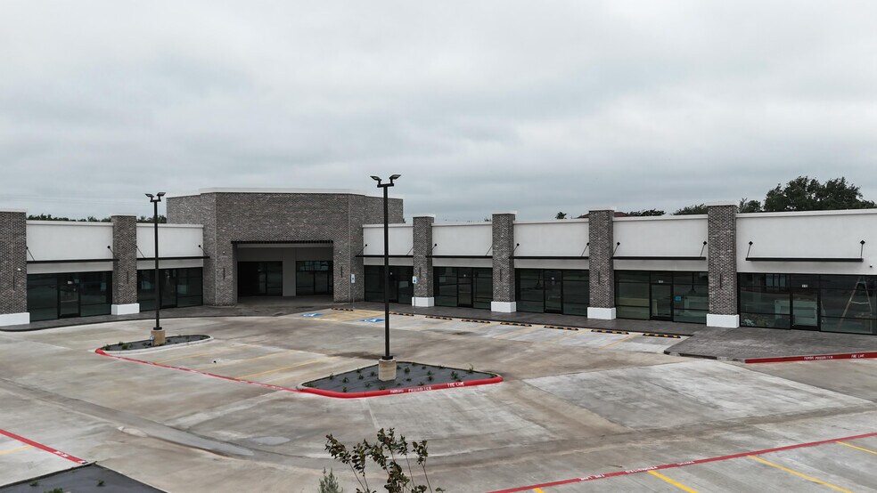 7601 N. 29th St. St, McAllen, TX à louer - Photo de l’immeuble – Image 2 sur 5