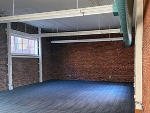 71 SW Oak St, Portland, OR à louer Photo intérieure– Image 2 sur 3