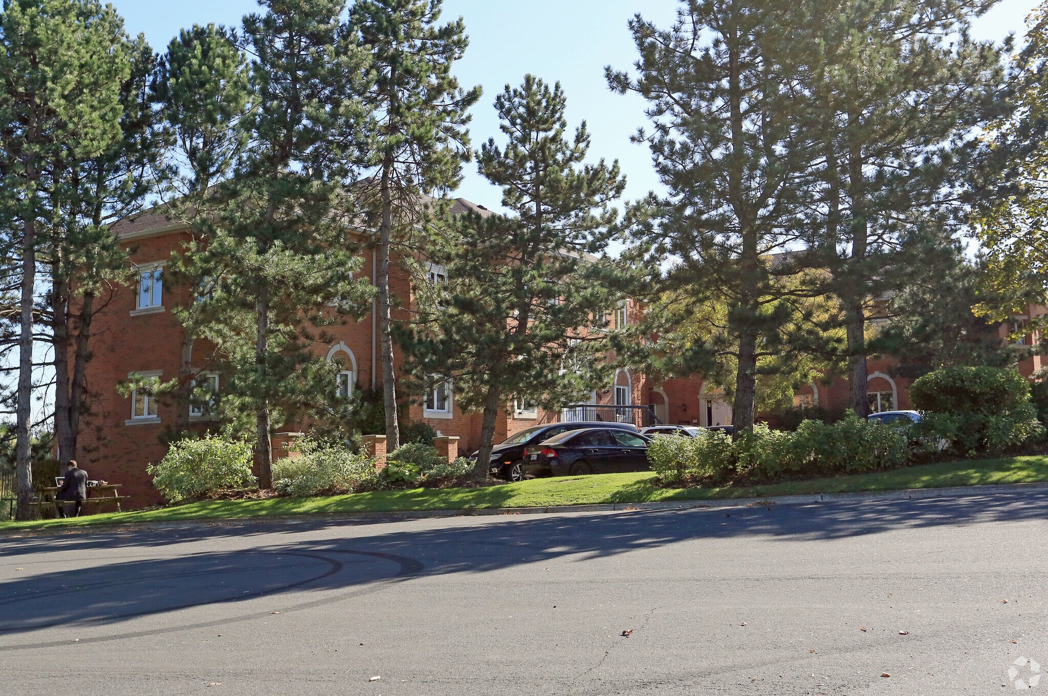 345 Renfrew Dr, Markham, ON à vendre Photo de l’immeuble– Image 1 sur 4