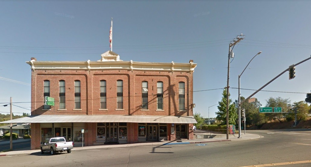 1226-1296 Lincoln Way, Auburn, CA à louer Photo principale– Image 1 sur 13