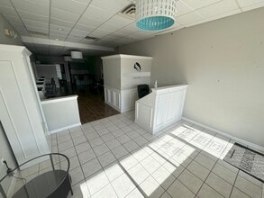 886-888 W Bay Ave, Barnegat, NJ à louer Photo intérieure– Image 1 sur 4