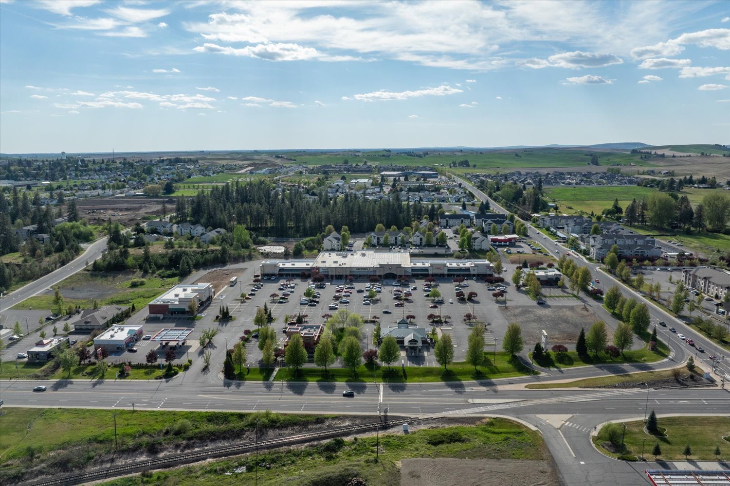 2680-2742 1st St, Cheney, WA à louer Photo principale– Image 1 sur 7