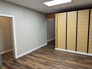 4020 Minnehaha Ave, Minneapolis, MN à louer Photo intérieure– Image 1 sur 4