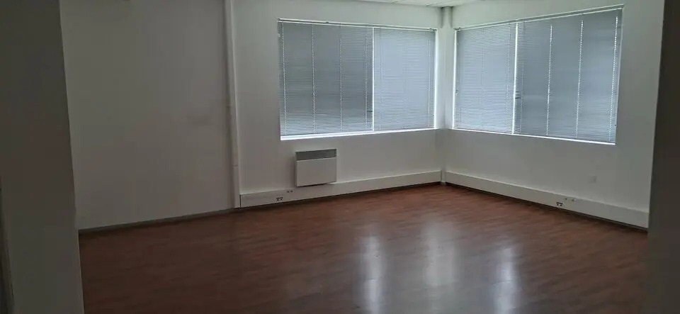 Bureau dans Lons à louer - Photo intérieure – Image 2 sur 8