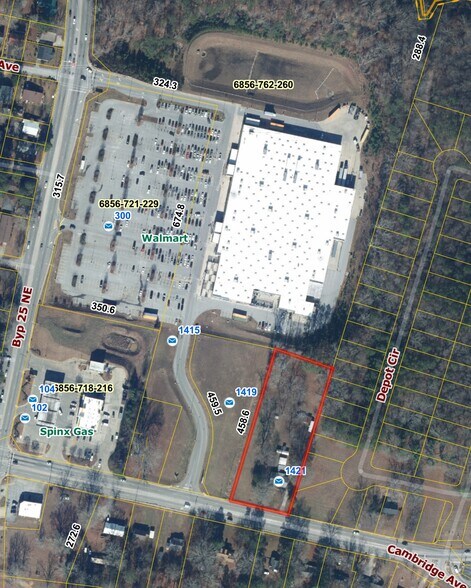 1421 Cambridge Ave E, Greenwood, SC à vendre - Photo de l’immeuble – Image 2 sur 13