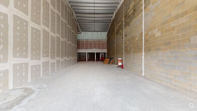 4 Roman Way, Crayford à louer Numérisation 3D Matterport– Image 1 sur 13