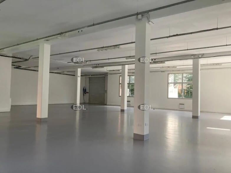 Local d’activités dans Chevilly-Larue à louer - Photo intérieure – Image 3 sur 7