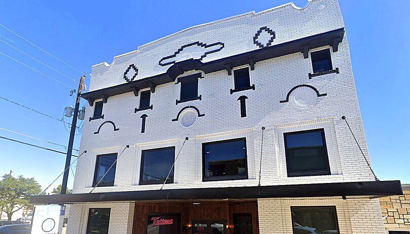 111 S Caddo St, Cleburne, TX à louer - Photo principale – Image 1 sur 4