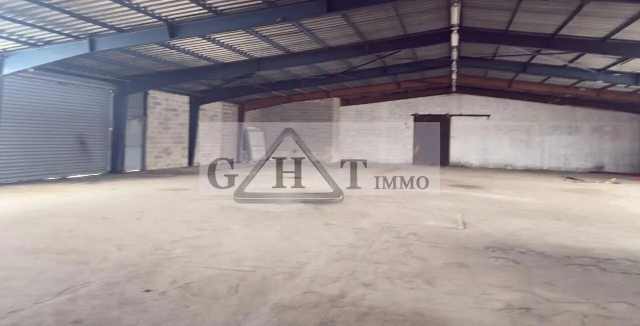 Industriel/Logistique dans Mareuil-lès-Meaux à vendre Photo de l’immeuble– Image 1 sur 12