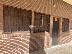 Bureaux/Local commercial dans Madrid, Madrid à louer Plan d’étage– Image 1 sur 6